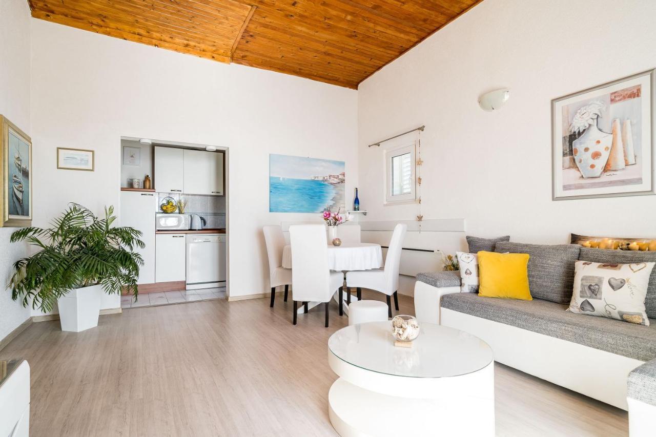Indy'S Beach Apartments Dubrovnik Buitenkant foto